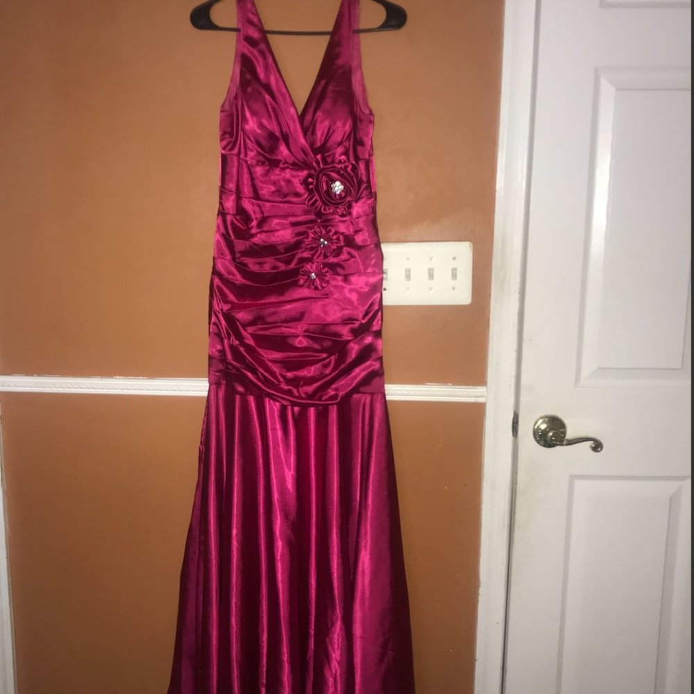 Sleeveless Pink Satin Gown